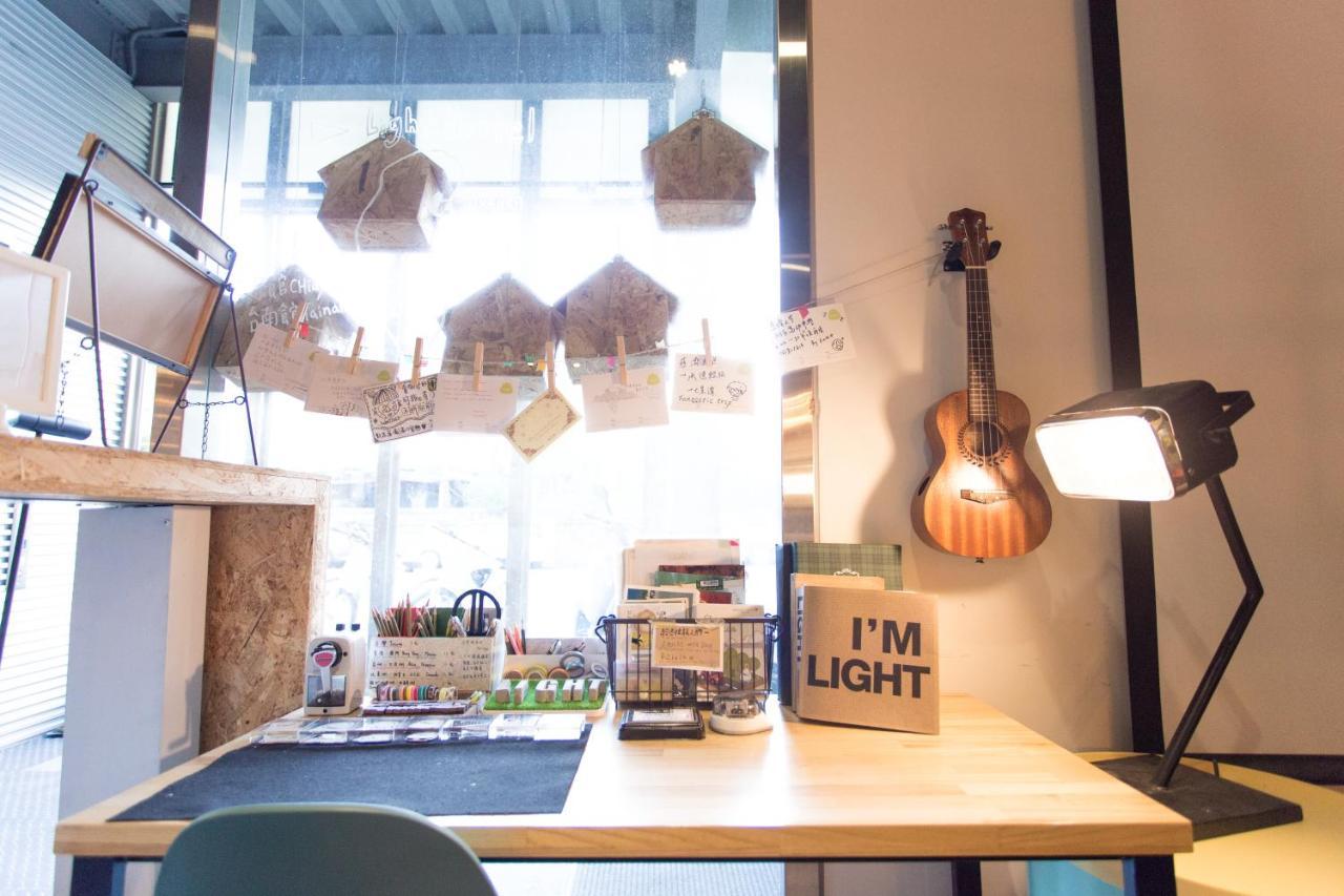 Light Hostel Hualien Buitenkant foto