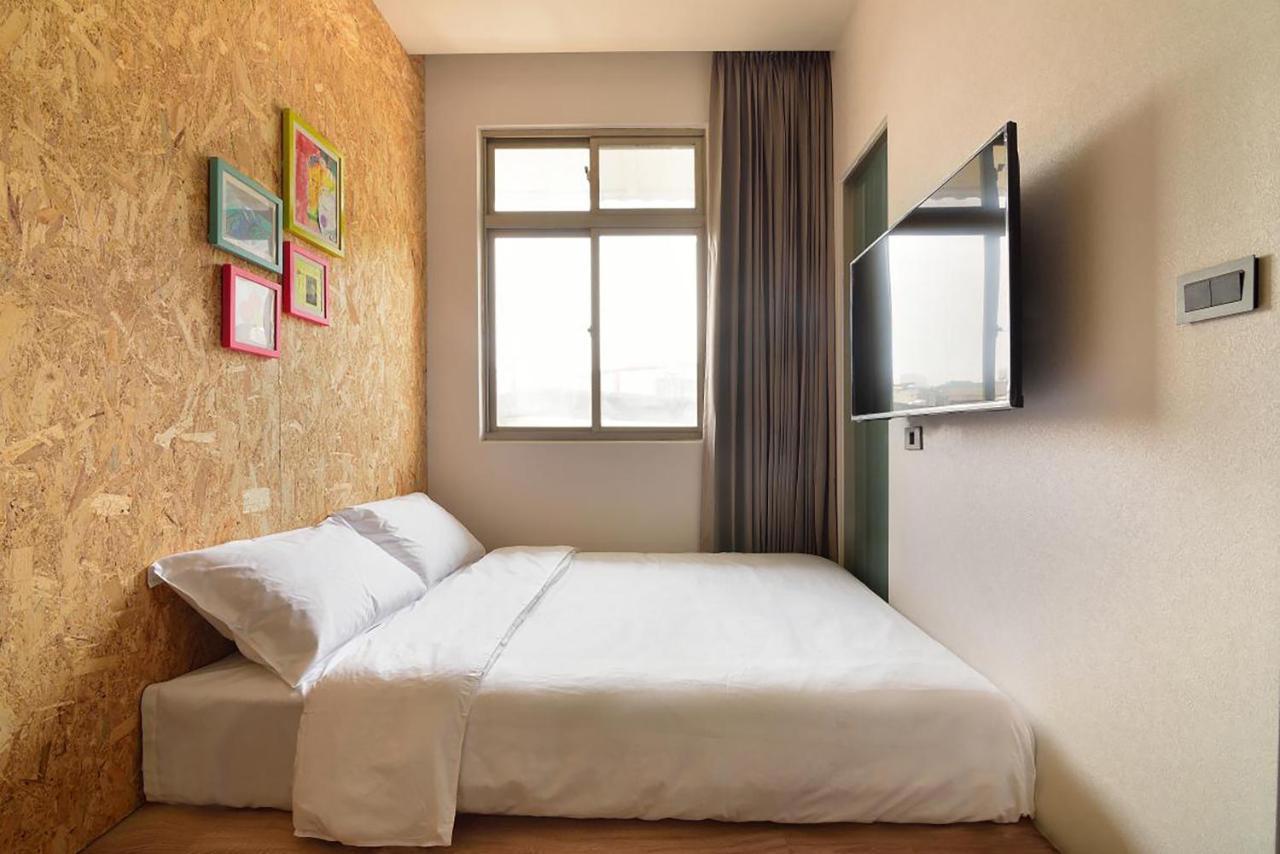 Light Hostel Hualien Buitenkant foto