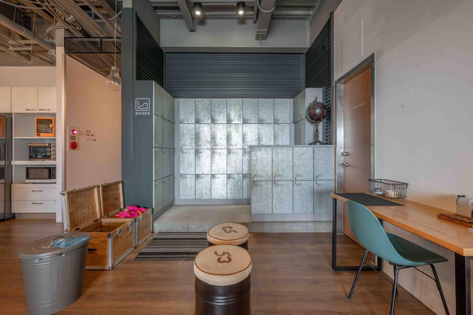 Light Hostel Hualien Buitenkant foto