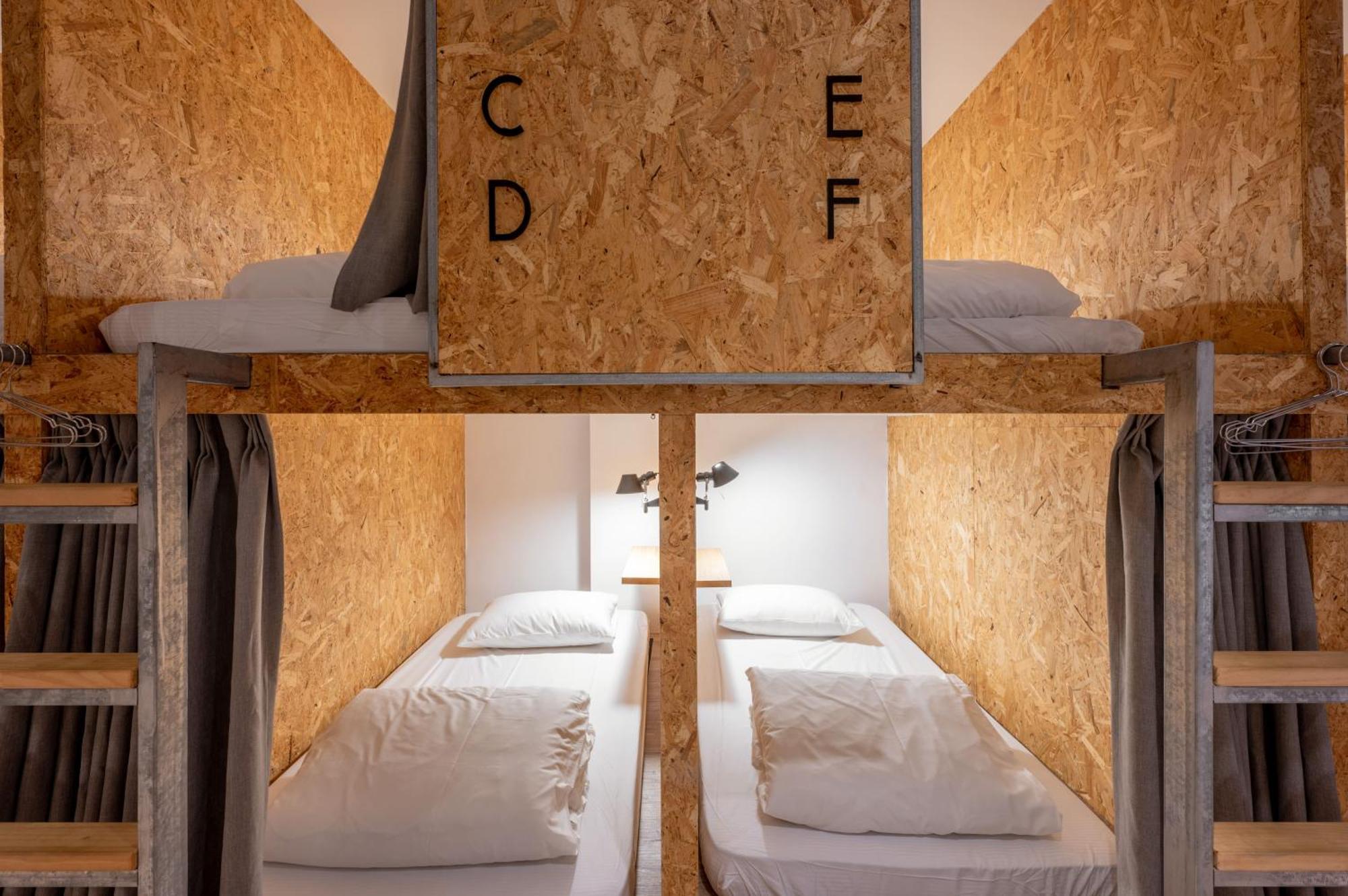 Light Hostel Hualien Buitenkant foto