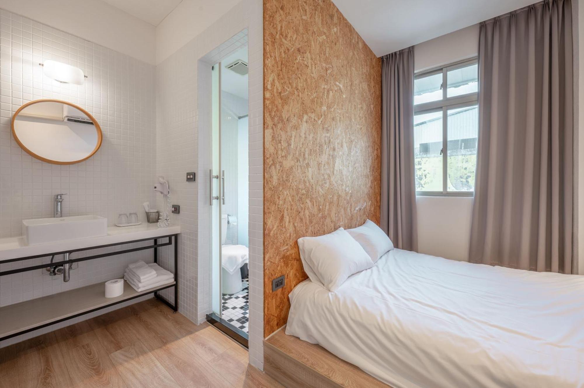 Light Hostel Hualien Buitenkant foto