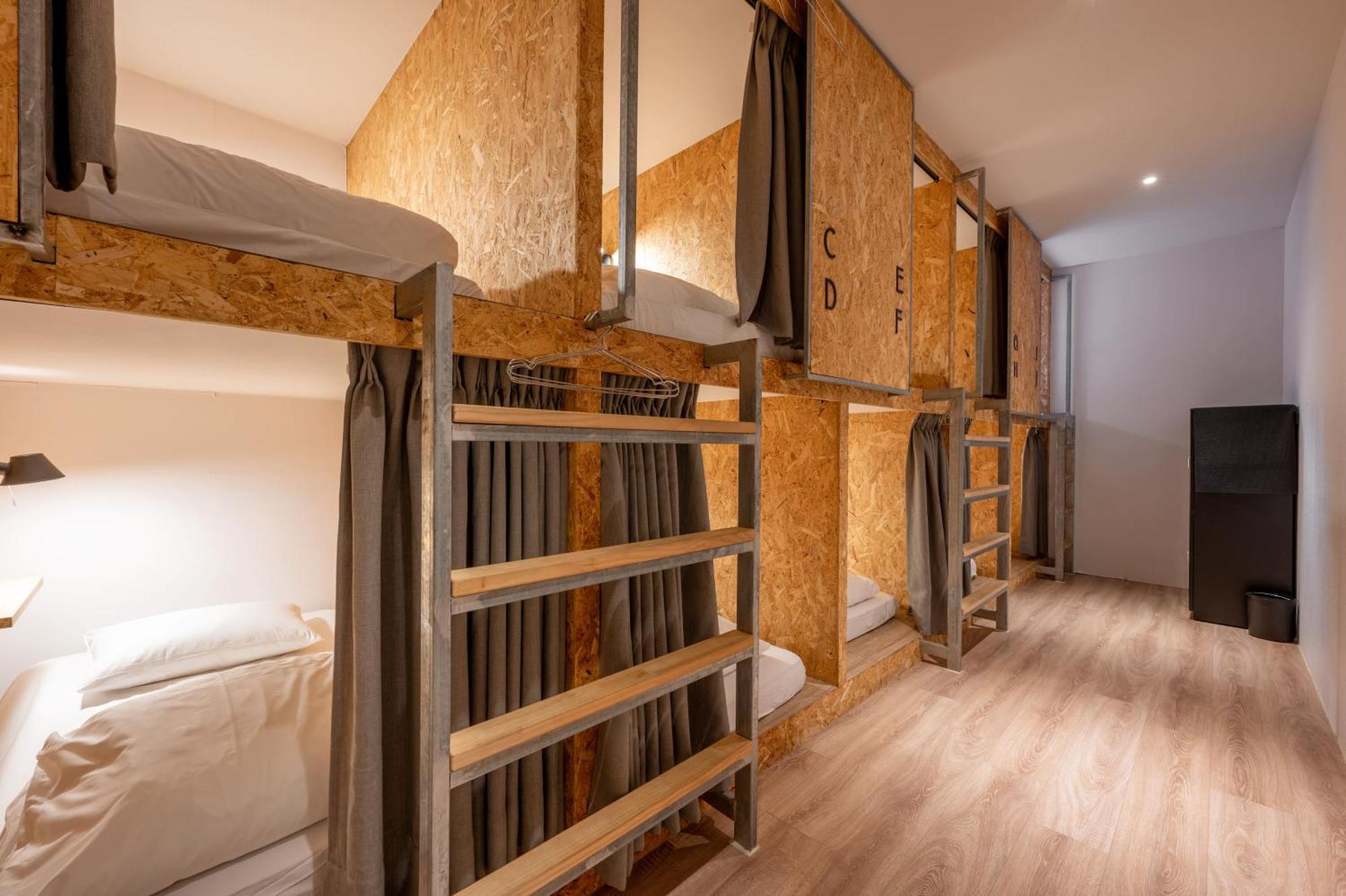 Light Hostel Hualien Buitenkant foto