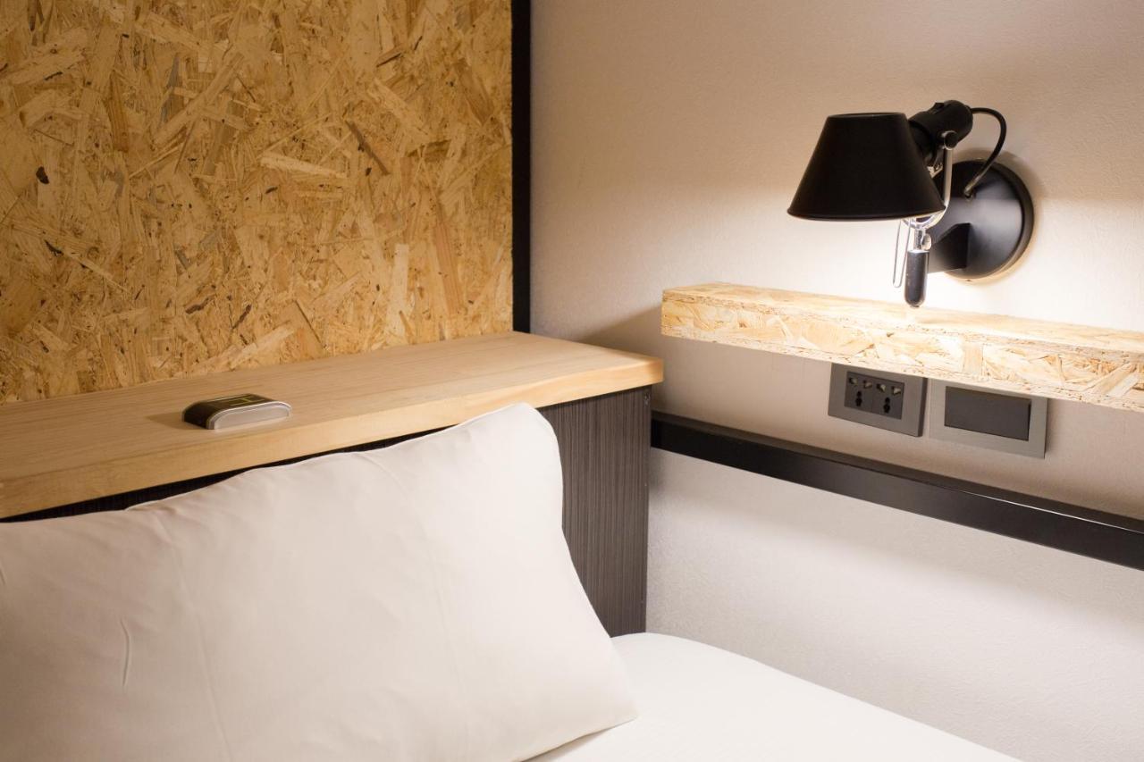 Light Hostel Hualien Buitenkant foto