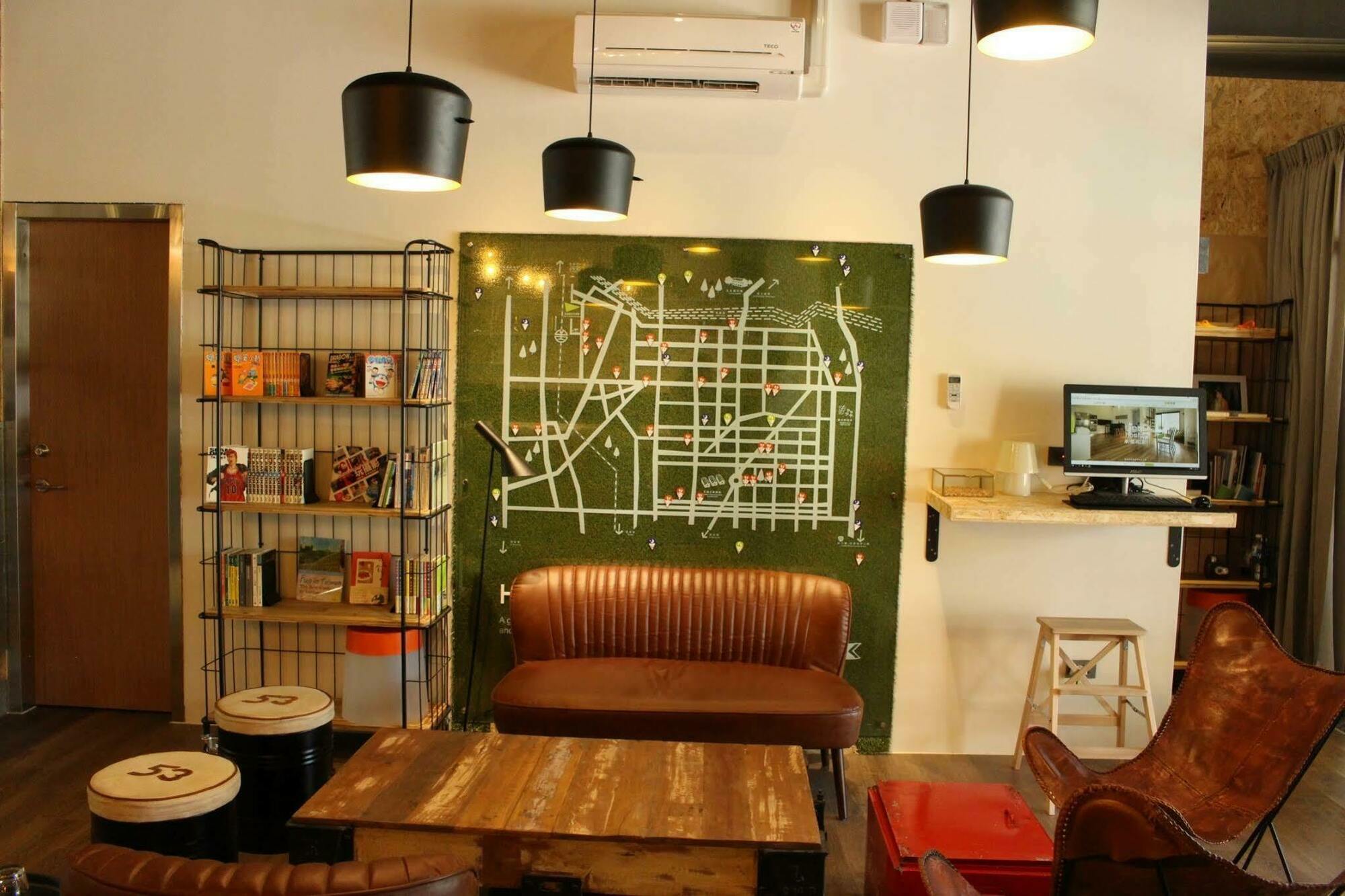 Light Hostel Hualien Buitenkant foto